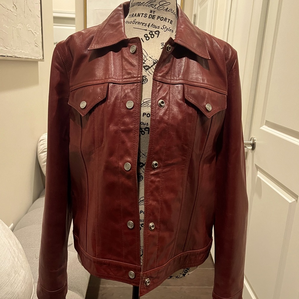 Guess vintage faux leather jacket size Large